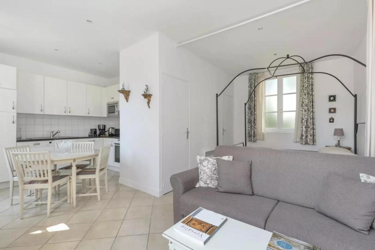 La Terrasse De Mademoiselle Apartment Versailles Ngoại thất bức ảnh